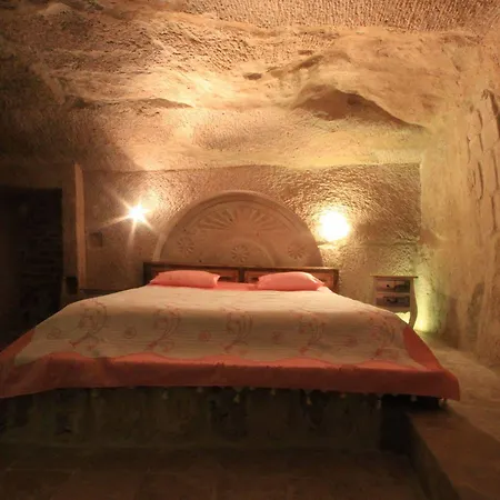 Akcave And Hotel 3*